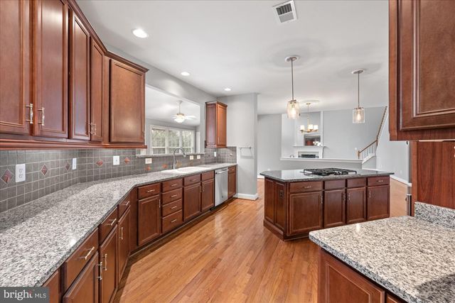 20251 KIAWAH ISLAND DR, Ashburn, VA 20147