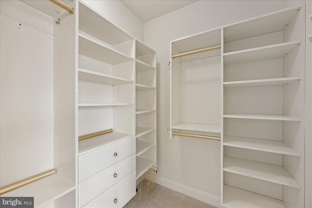 20251 KIAWAH ISLAND DR, Ashburn, VA 20147