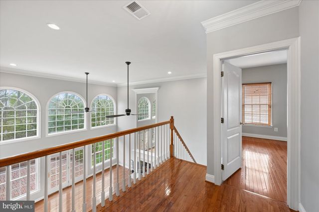 20251 KIAWAH ISLAND DR, Ashburn, VA 20147