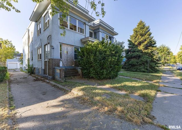 513 6TH Avenue S, Clinton, IA 52732