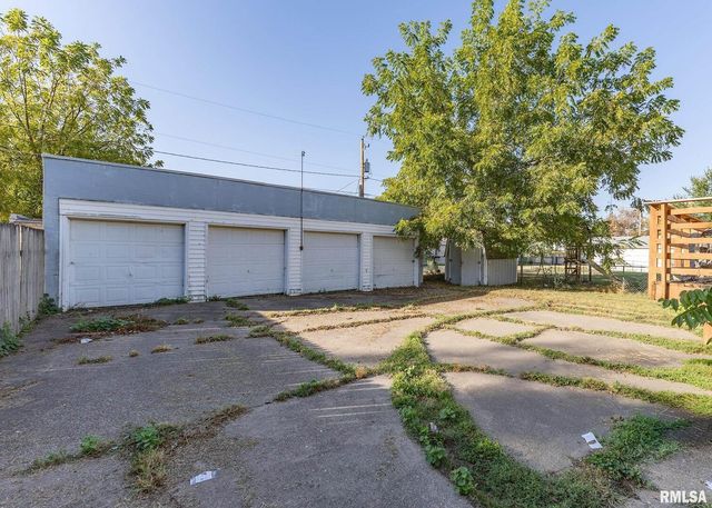 513 6TH Avenue S, Clinton, IA 52732