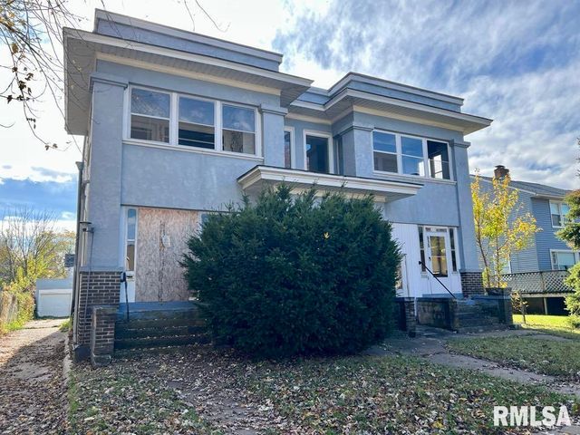 513 6TH Avenue S, Clinton, IA 52732