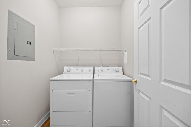 1423 Sierra Spring A, Carmel, IN 46280
