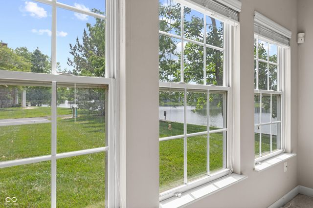 1423 Sierra Spring A, Carmel, IN 46280
