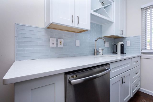 1721 E 14 Mile Unit C Road, Birmingham, MI 48009