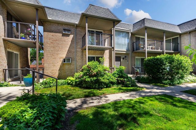 1721 E 14 Mile Unit C Road, Birmingham, MI 48009
