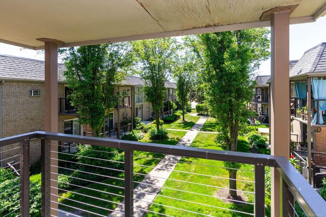 1721 E 14 Mile Unit C Road, Birmingham, MI 48009