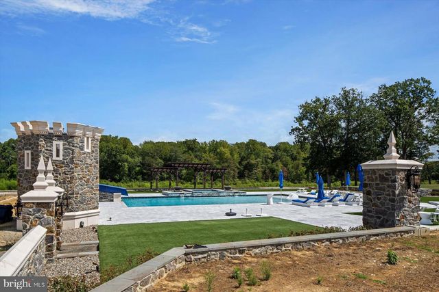 50 MILL RD, Swedesboro, NJ 08085