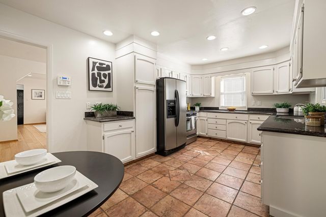 728 Stannage Ave, Albany, CA 94706