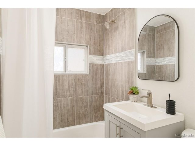 7348 Bradburn Blvd, Westminster, CO 80030