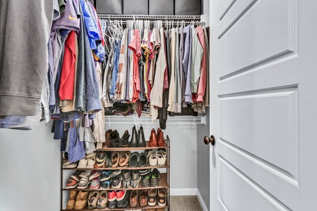 1445 Fredrick Dr, Clarksville, TN 37042