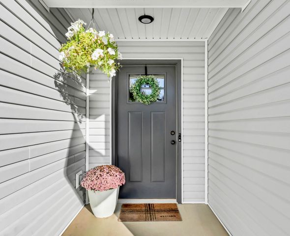 1445 Fredrick Dr, Clarksville, TN 37042