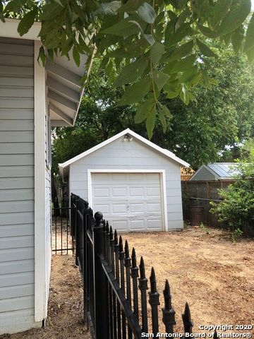 802 INDIANOLA ST, San Antonio, TX 78210