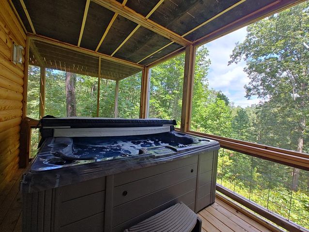 236 Grace Drive, Blue Ridge, GA 30513