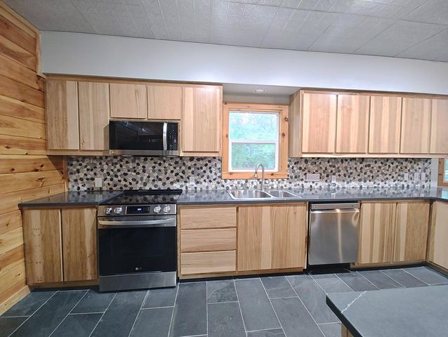 236 Grace Drive, Blue Ridge, GA 30513