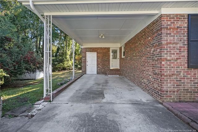 512 Canyon Court, Fayetteville, NC 28303