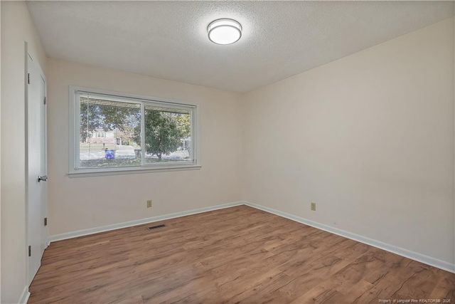 512 Canyon Court, Fayetteville, NC 28303