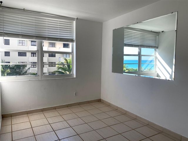 100 Lincoln Rd 732, Miami Beach, FL 33139