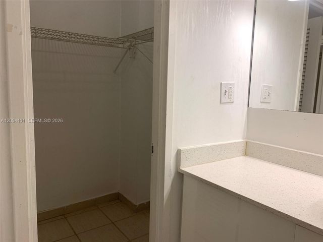 100 Lincoln Rd 732, Miami Beach, FL 33139