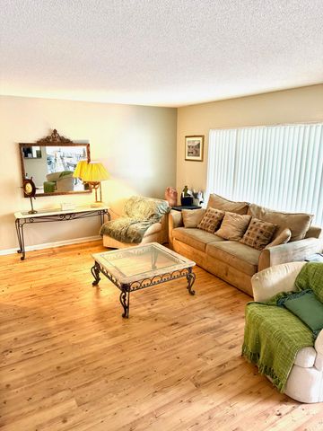 815 W Boynton Beach Boulevard 9-103, Boynton Beach, FL 33426