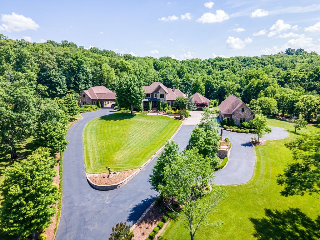 4113 Murfreesboro Rd, Franklin, TN 37067