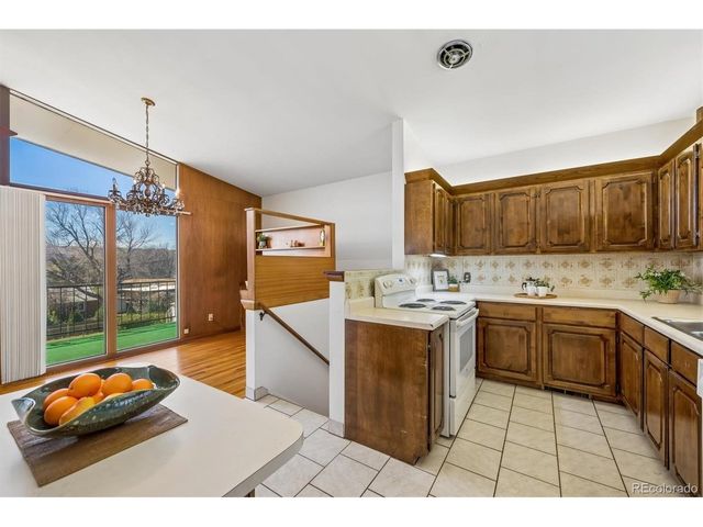 10310 W 18th Pl, Lakewood, CO 80215