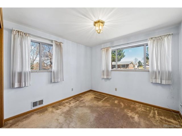 10310 W 18th Pl, Lakewood, CO 80215