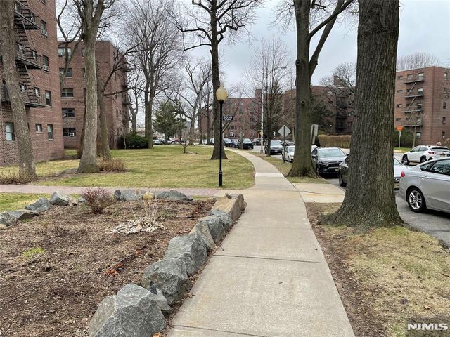 3030 Edwin Avenue 2 A, Fort Lee, NJ 07024