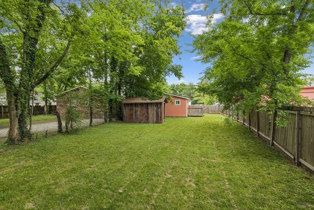 1750 22nd Ave, N, Nashville, TN 37208