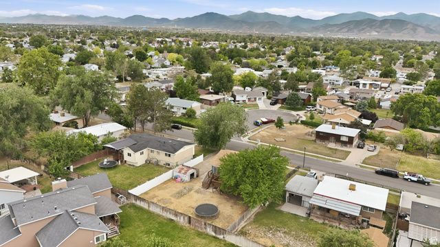3893 S LORNA DR, West Valley City, UT 84120