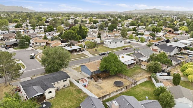 3893 S LORNA DR, West Valley City, UT 84120
