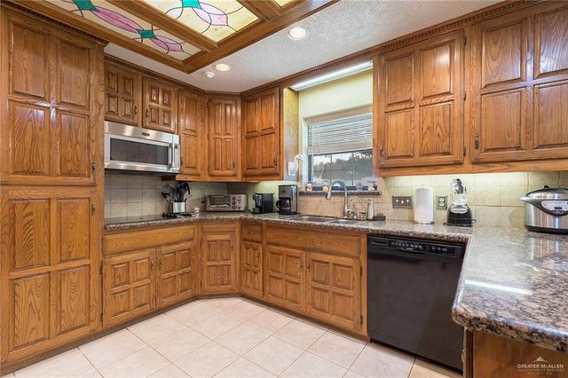 3021 Melinda Drive, Edinburg, TX 78539