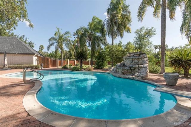 3021 Melinda Drive, Edinburg, TX 78539