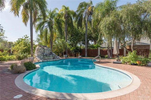 3021 Melinda Drive, Edinburg, TX 78539