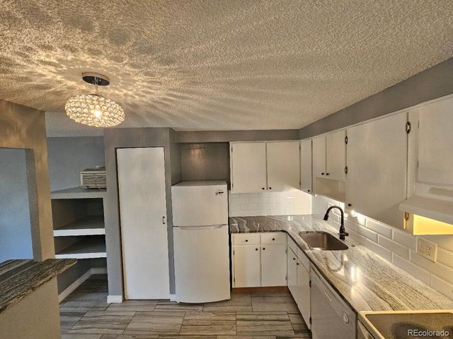 1302 S Parker Road 128, Denver, CO 80231