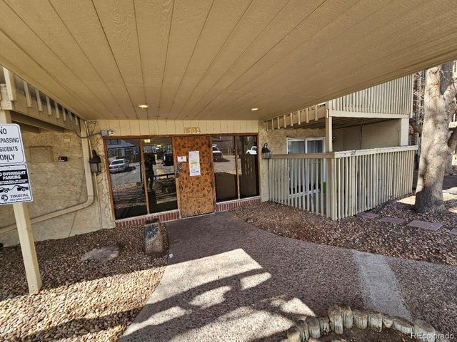 1302 S Parker Road 128, Denver, CO 80231