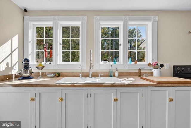 4559 WESTON RD, Warrenton, VA 20187