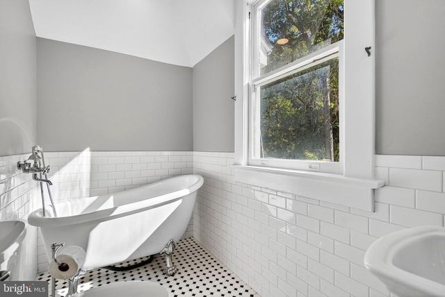 4559 WESTON RD, Warrenton, VA 20187