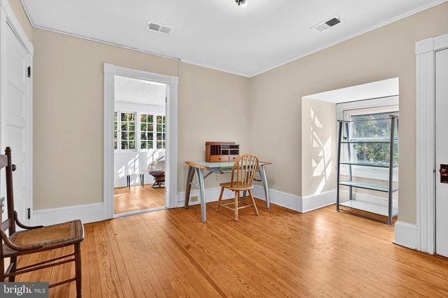 4559 WESTON RD, Warrenton, VA 20187