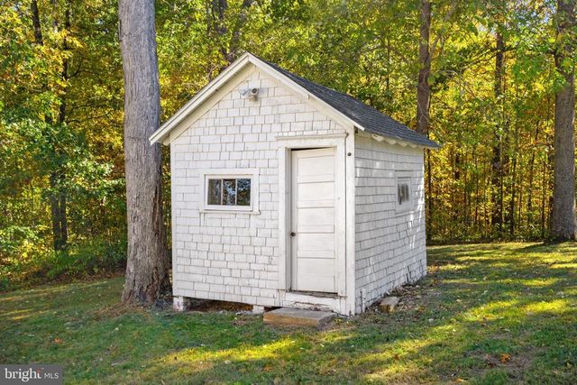 4559 WESTON RD, Warrenton, VA 20187