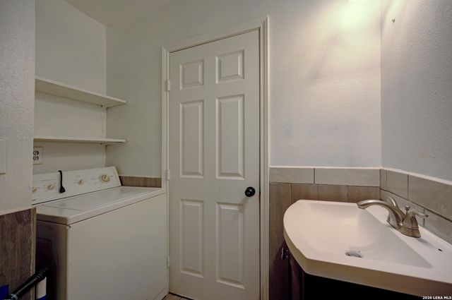 6103 Paso Valley, San Antonio, TX 78242