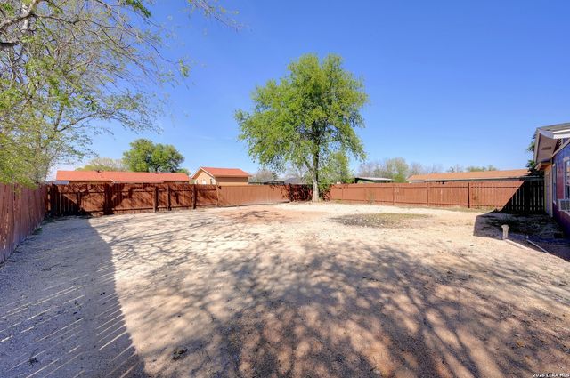 6103 Paso Valley, San Antonio, TX 78242