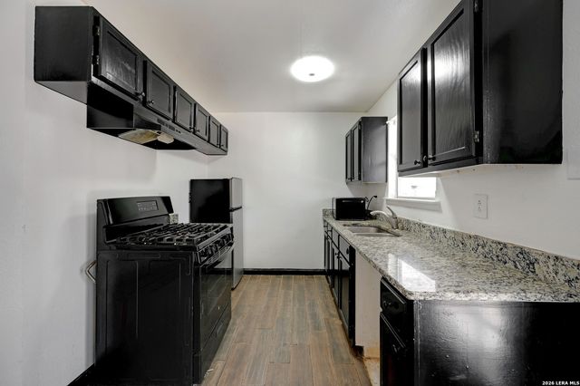 6103 Paso Valley, San Antonio, TX 78242