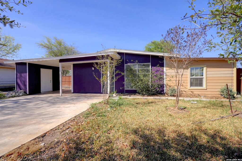 6103 Paso Valley, San Antonio, TX 78242