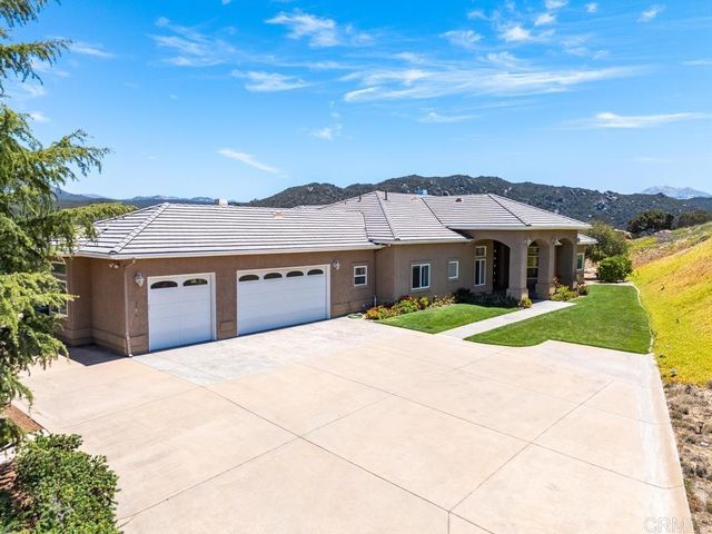 2696 Firebrand Place, Alpine, CA 91901
