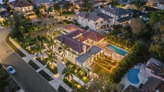 416 BRIGHTWATERS BOULEVARD NE, St Petersburg, FL 33704
