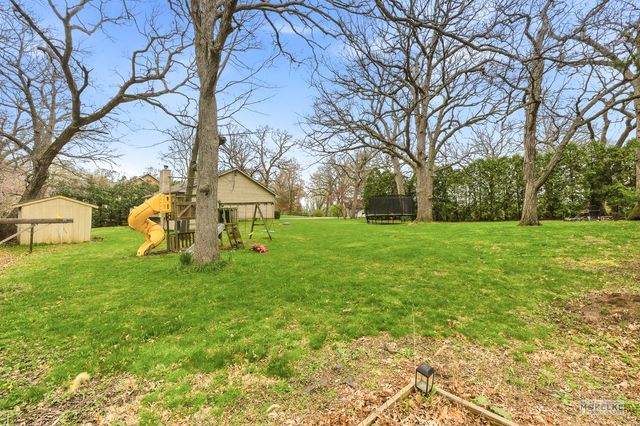 27 Hickory Loop Drive, Sandwich, IL 60548