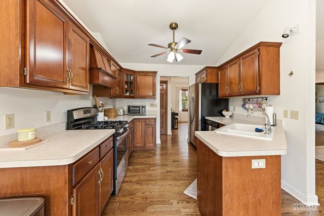 27 Hickory Loop Drive, Sandwich, IL 60548