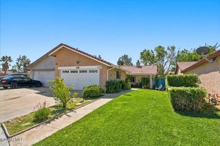 3458 Santa Barbara Court, Palmdale, CA 93550