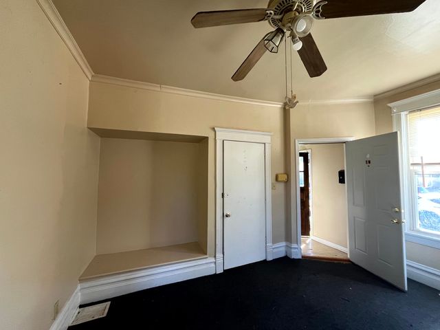 4118 W Cullom Avenue, Chicago, IL 60641